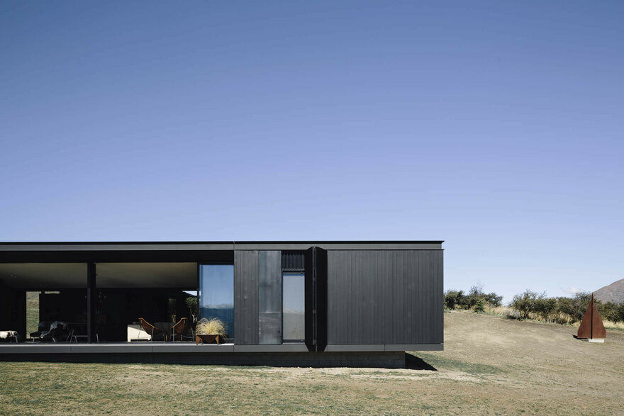 Alpine Terrace House Float in the New Zealand Mountains 2