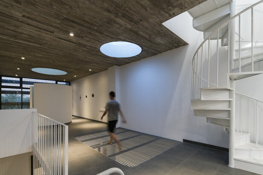 ANHS House / G+ Architects 9