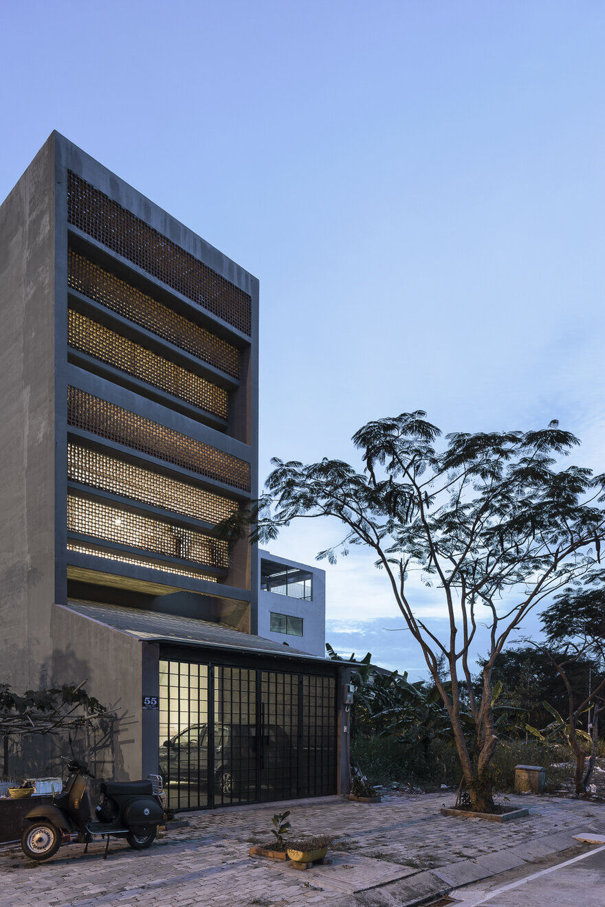 ANHS House / G+ Architects 6