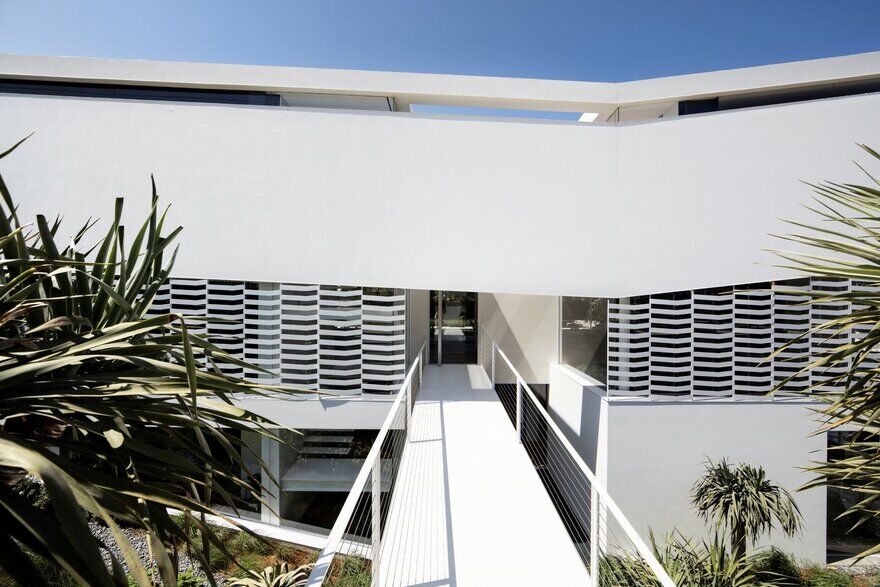 J Residence in Herzliya, Israel, Pitsou Kedem Architects 1