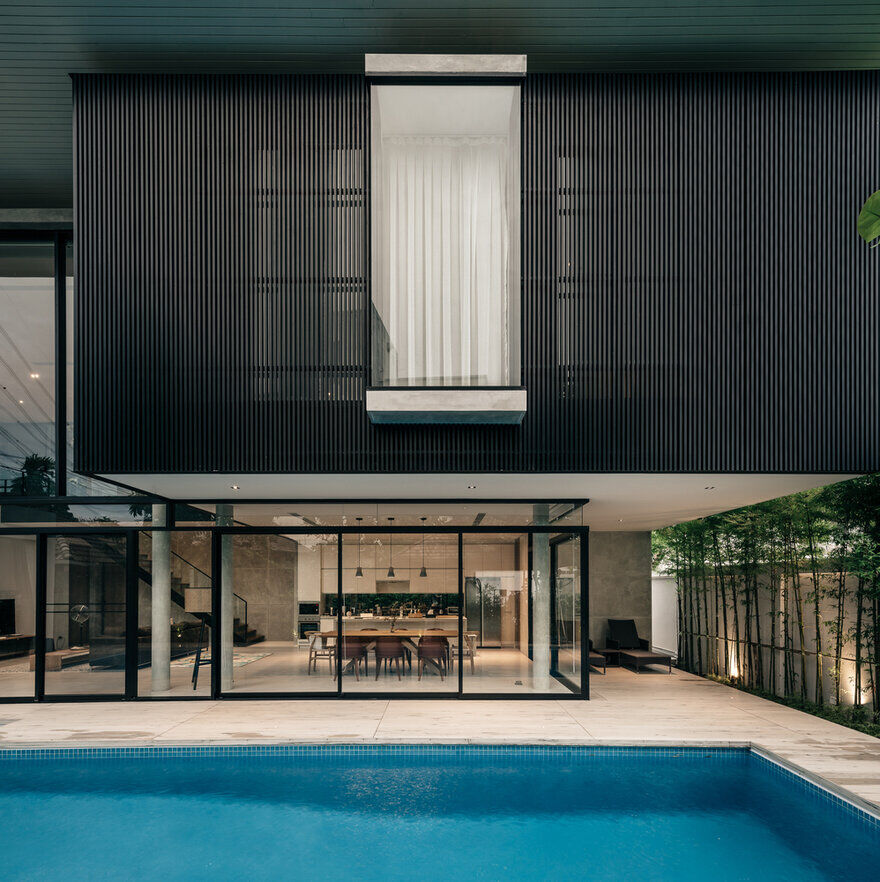 New Bangkok House for an Extended Family 9