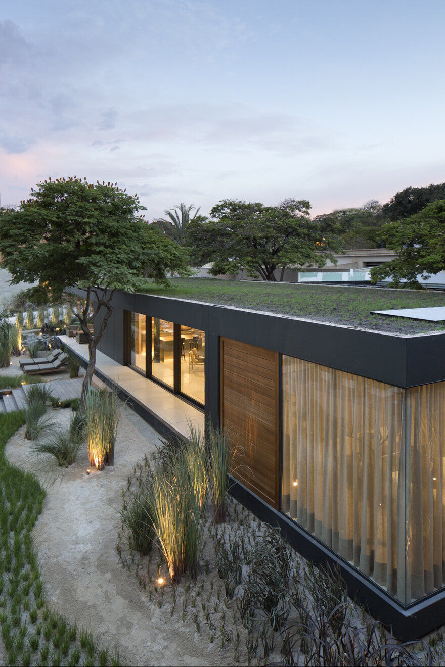 SysHaus - Quick Assembly Prefab House by Arthur Casas 5