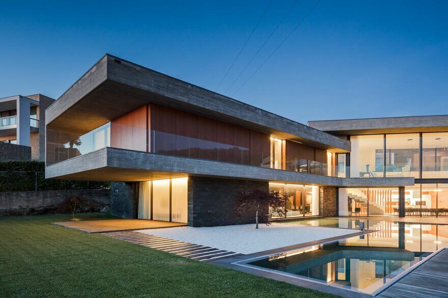 V-Shaped Concrete House, TRAMA arquitetos