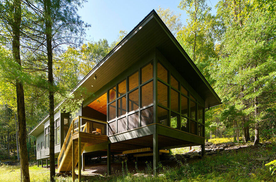 Dickerman Weekend Retreat Features Open Form and Clean Aesthetic 1