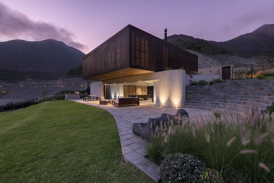 Casa Topo in Lima, Peru / Martin Dulanto Sangalli 1