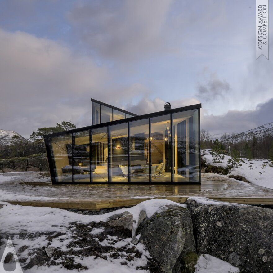 Efjord Cabin by Snorre Stinessen