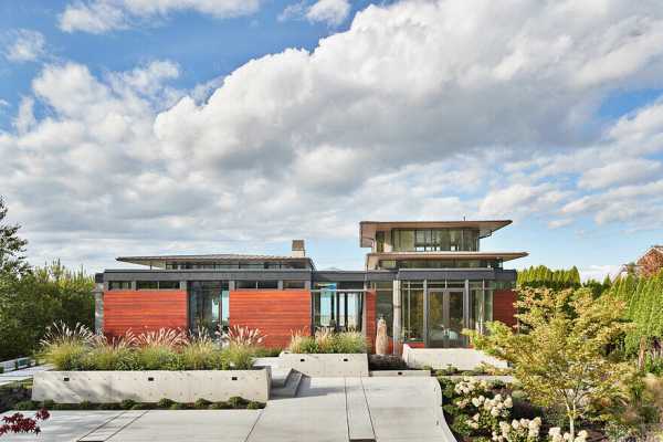 Point Monroe House / BC& J Architecture