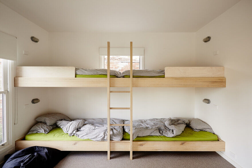 bedroom / Sally Draper Architects
