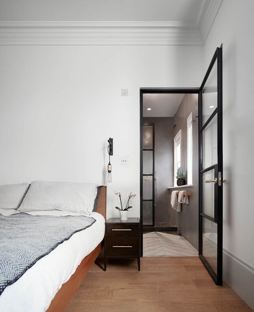 bedroom / Merrett Houmoller Architects