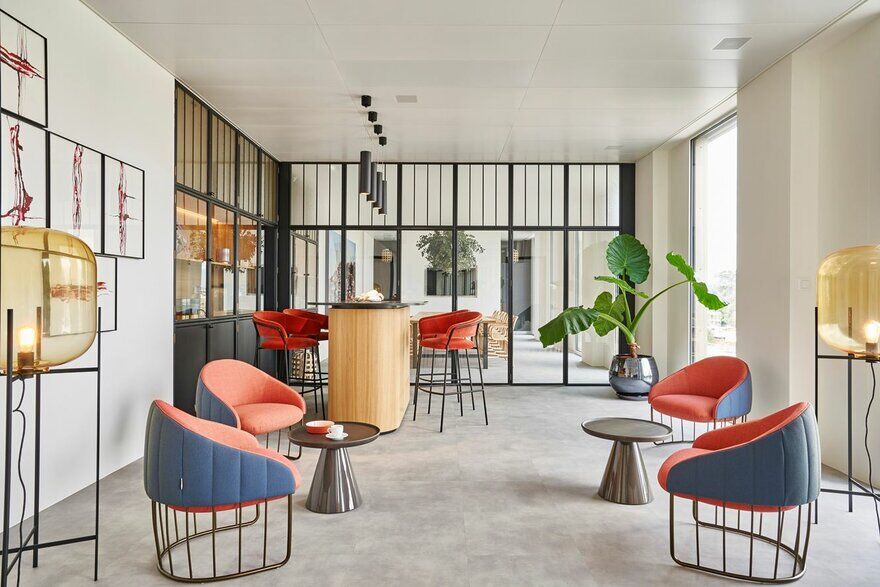 DLG New Creative Workspace in Geneva by Bloomint Design
