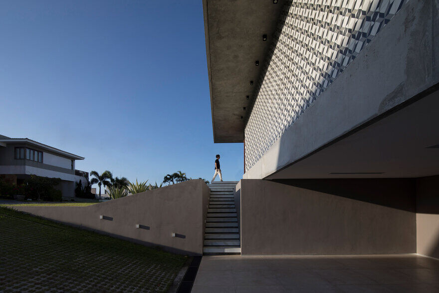 garage / Martins Lucena Architects