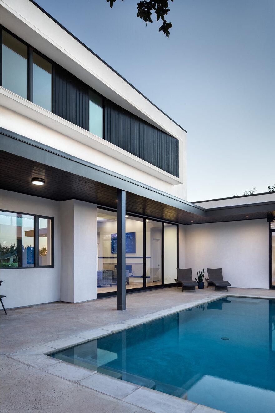 pool / Clark Richardson Architects