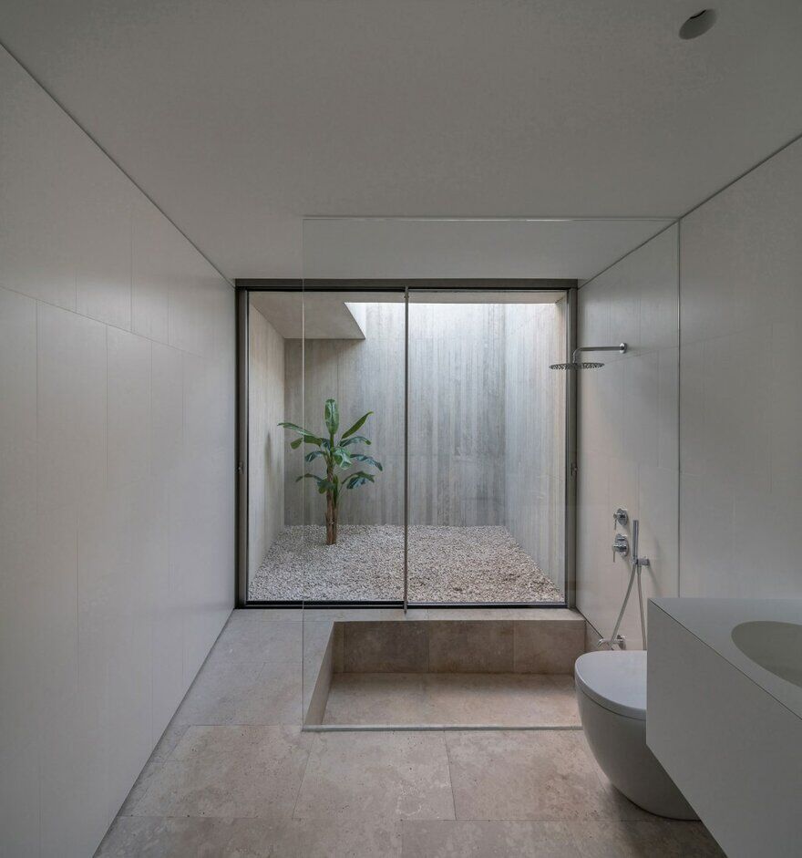 bathroom / Pereda Pérez Arquitectos