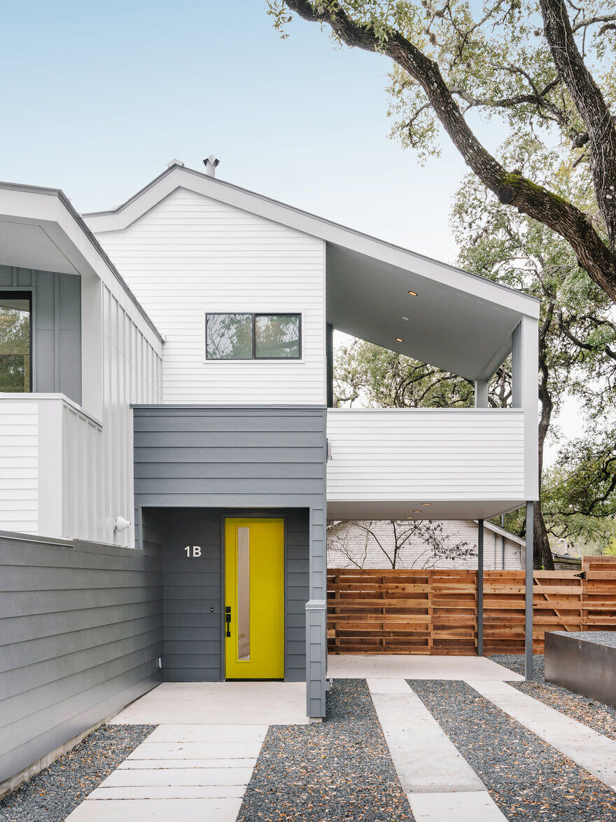 Clawson Duplex: Adult Tree Houses Take Root in Austin, Texas
