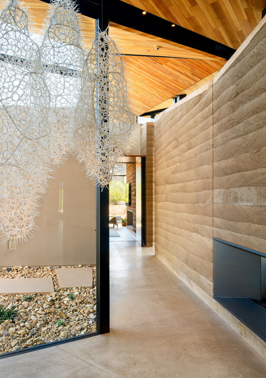 Dancing Light Residence / Kendle Design Collaborative