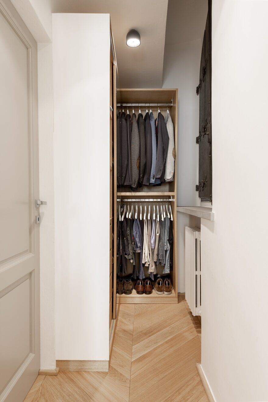 clothes wardrobe / Pierattelli Architetture