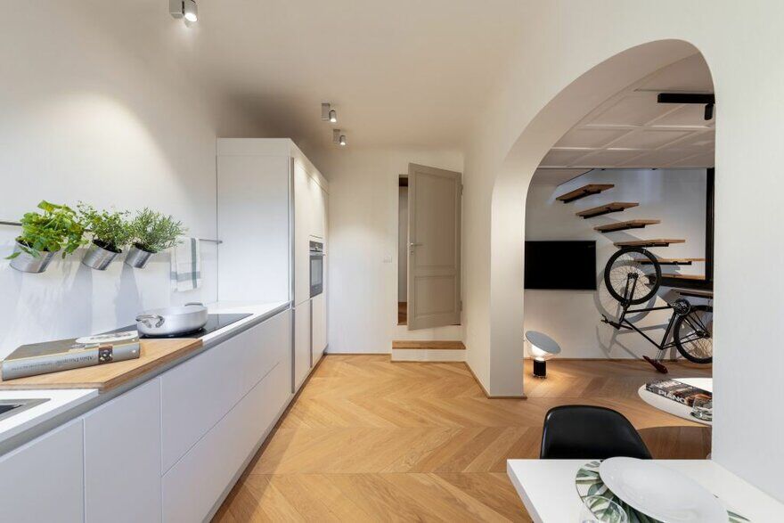 Flat Eleven in the Heart of Florence / Pierattelli Architetture