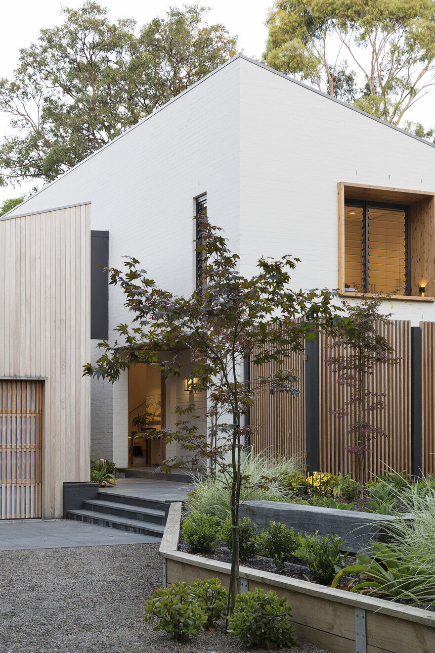 Garden Residence in Sydney by James Design Studio