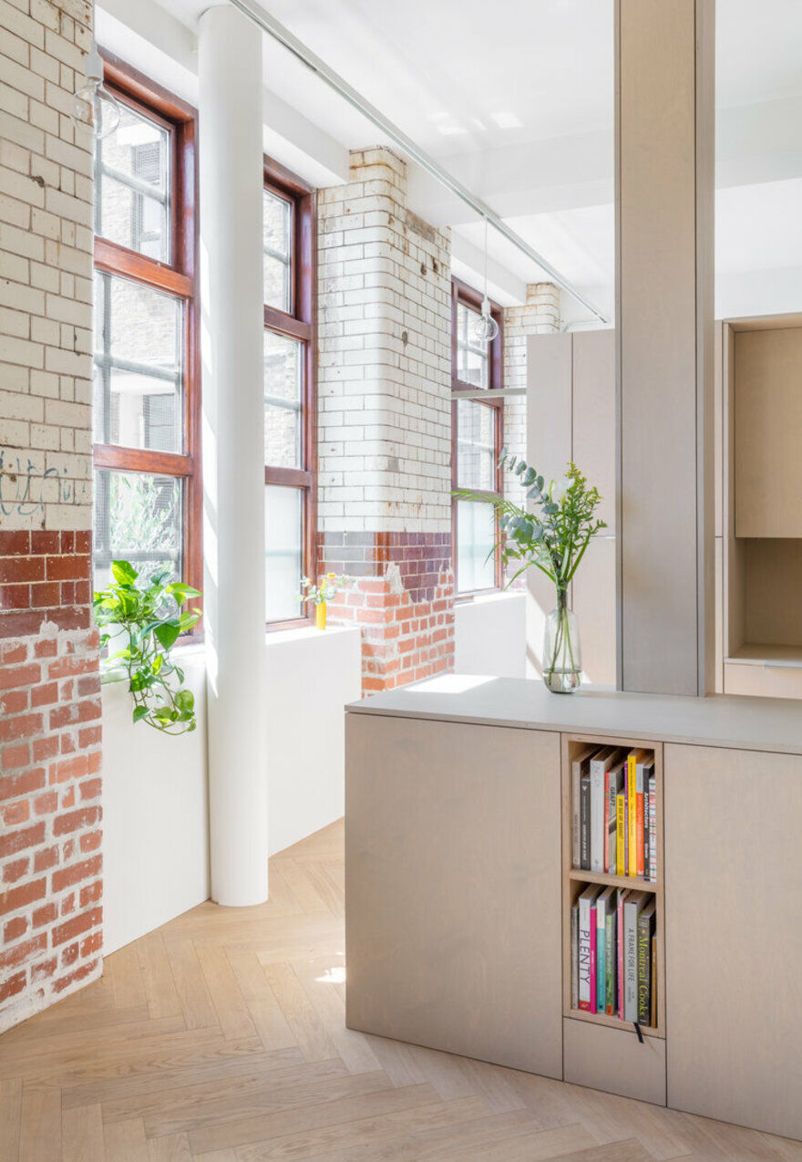 Live/Work Apartment in a Former Biscuit Factory in Bethnal Green, London