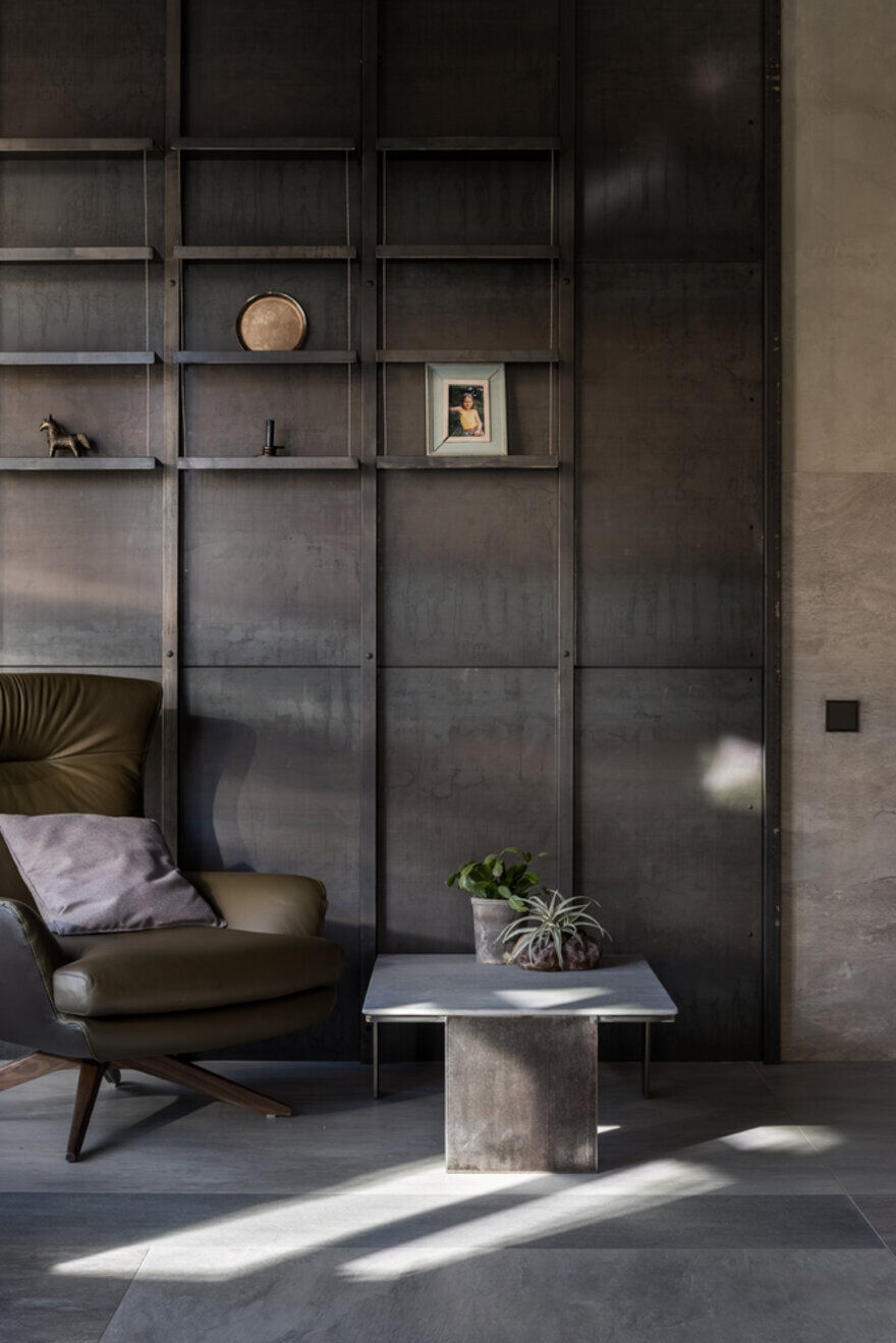 Shades of Gray Apartment in Moscow by Alexey Rozenberg