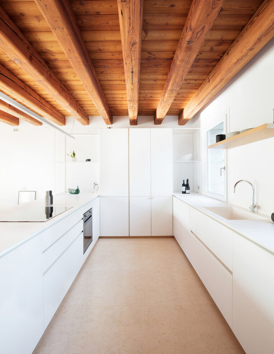 kitchen / Didonè Comacchio Architects
