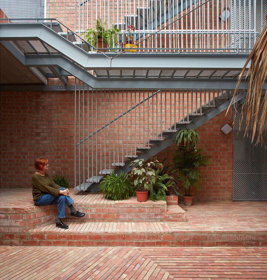 residential building renovation / David Estal + Arturo Sanz