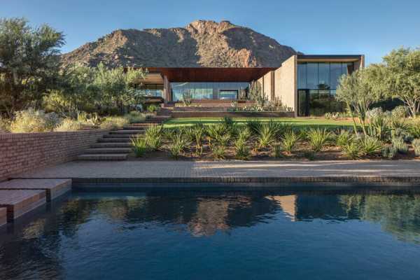 Ghost Wash House in Arizona / Architecture Infrastructure Research