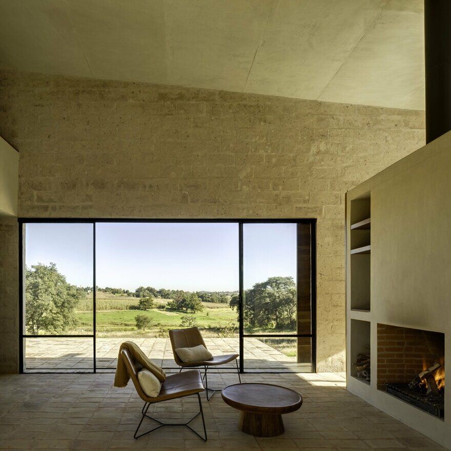 Retreat Surrounded by Nature in the Middle of Nowhere, fireplace