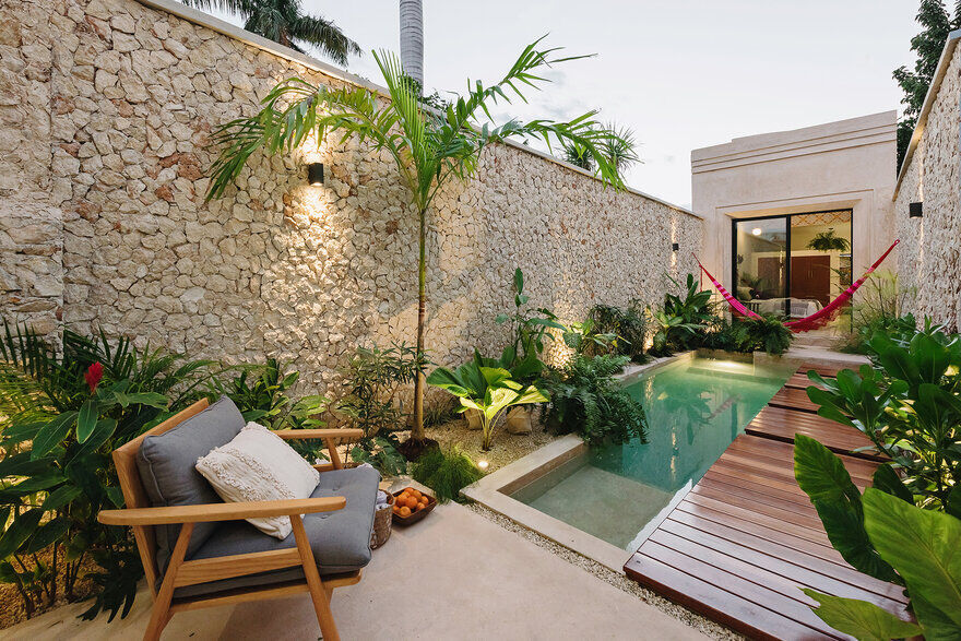 Casa Picasso: An Oasis in the City by Workshop Architects