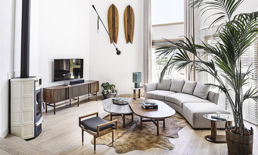 Mix of Scandinavian and South American Contemporary Design, living room, Escapefromsofa