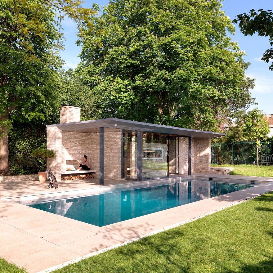 pool house / Threefold Architects