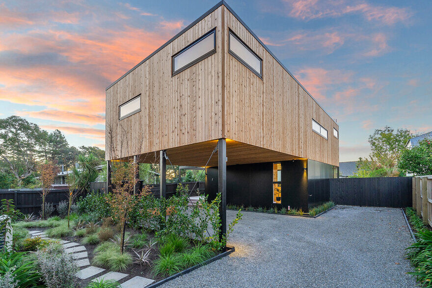 Timber Twin Units / Gary Todd Architecture