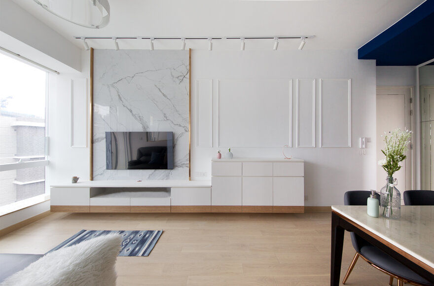 living room by Sim-Plex Design Studio
