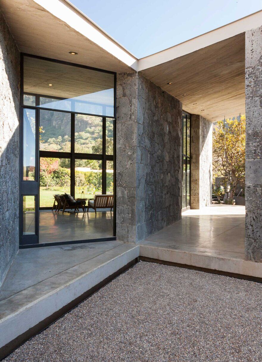 Stone Retreat Stands at the Foot of Tepozteco Mountain