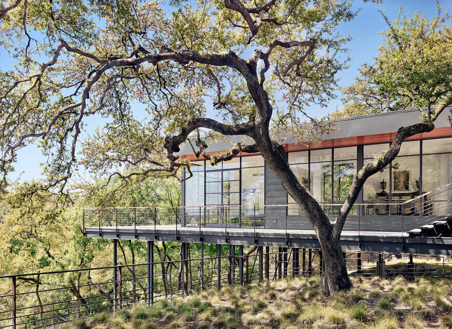 Pemberton Place Residence in Old West Austin / Matt Garcia Design