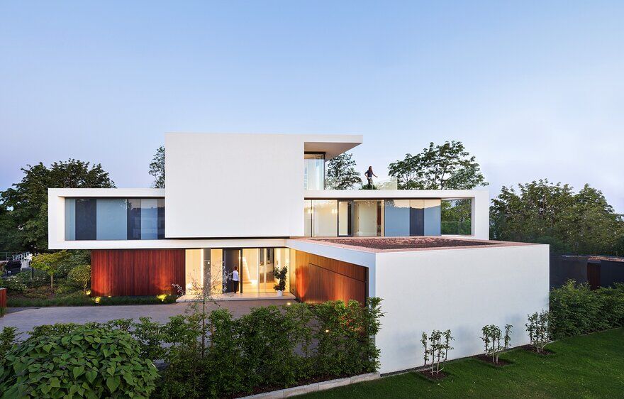 Saarbrücken Villa / Weber + Hummel Architekten