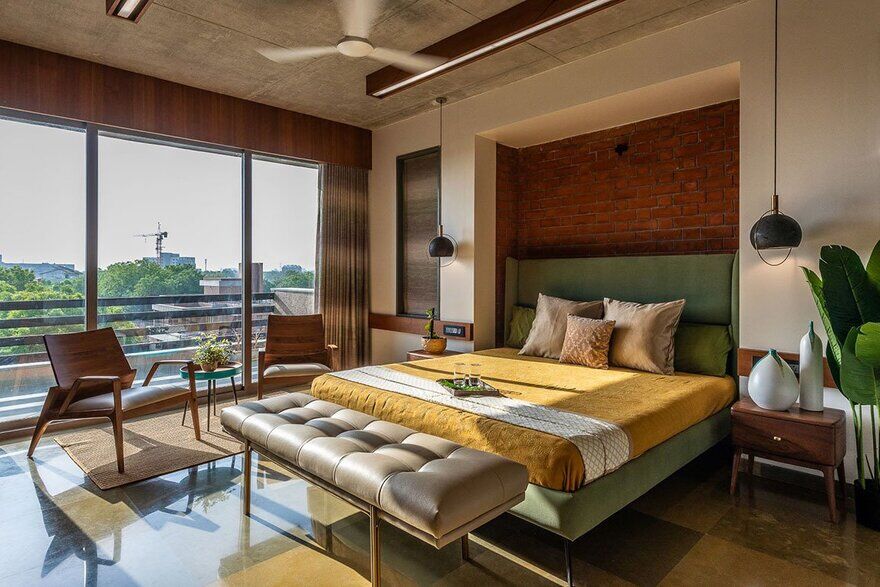 Inside Out Residence in Ahmedabad, India / ADHWA architecture . interiors