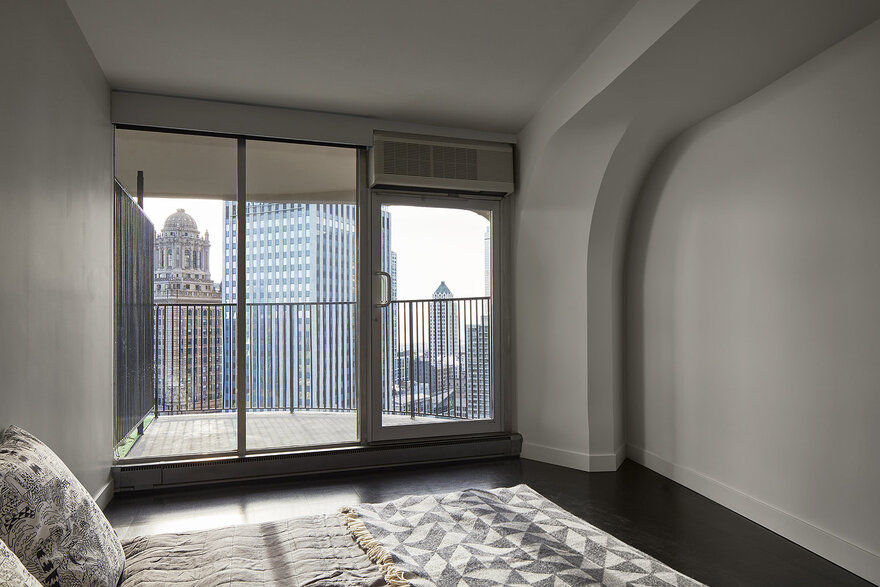 One-Bedroom Condo Unit Renovation in the Iconic Marina City Complex in Chicago