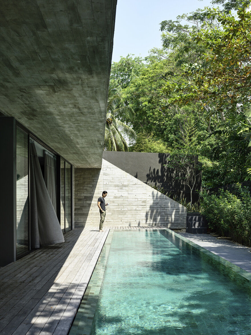 pool, Singapore / Park + Associates