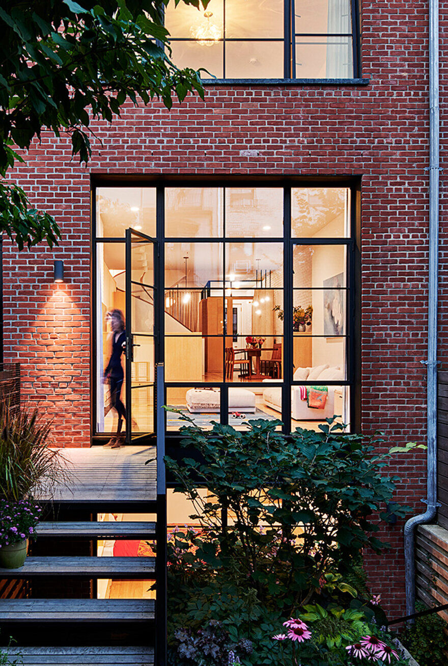 Park Slope Modern Row House / CWB Architects