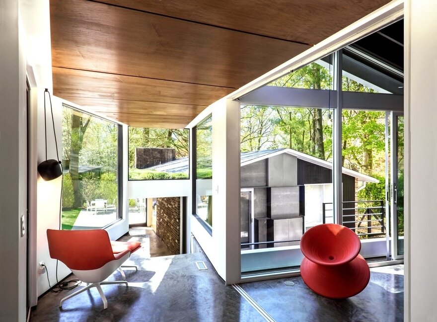 New Rear Addition to a 1950 Mid-Century Modern House