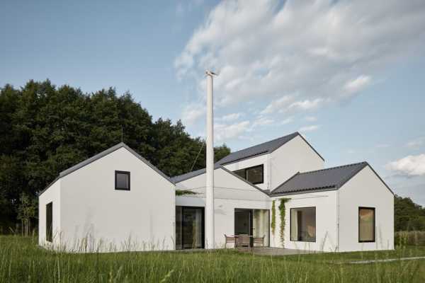 Summer Family Residence in a Pleasant Countryside of Central Bohemia