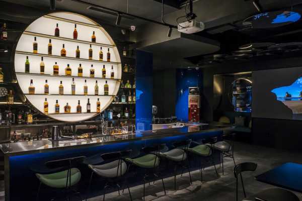 MOONCRAFT Bar in Shanghai / o&o studio