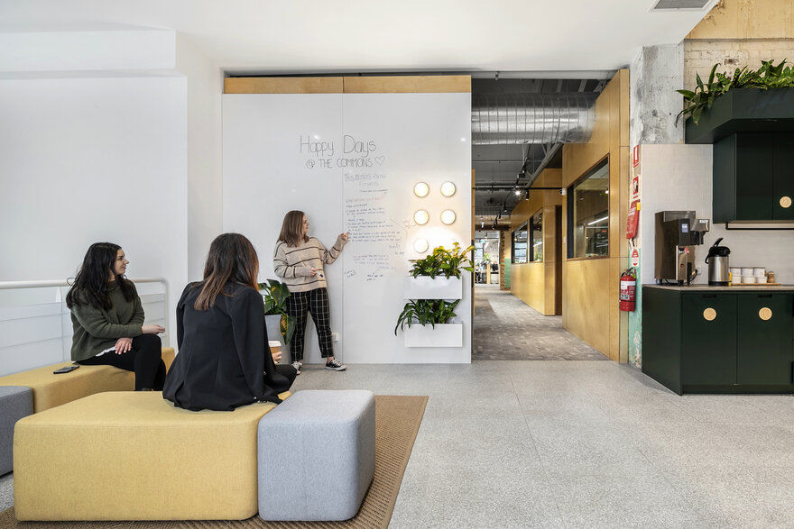 office space / Siren Design Group