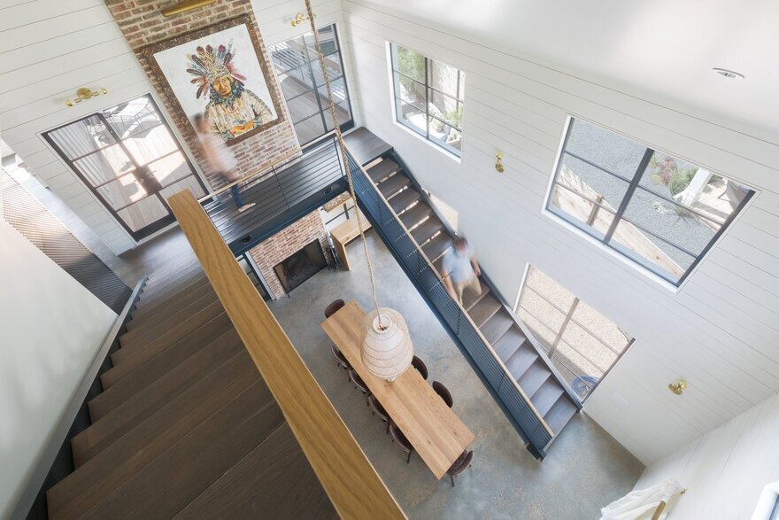 staircase / Restructure Studio
