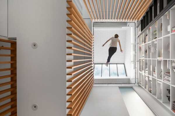 Atrium Townhome in Montréal, Canada / RobitailleCurtis