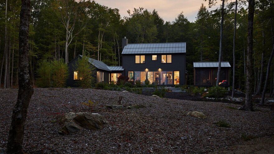 Bunganuc Woods House / Whitten Architects