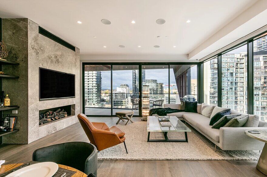 Claremont Penthouse by Finnis Architects