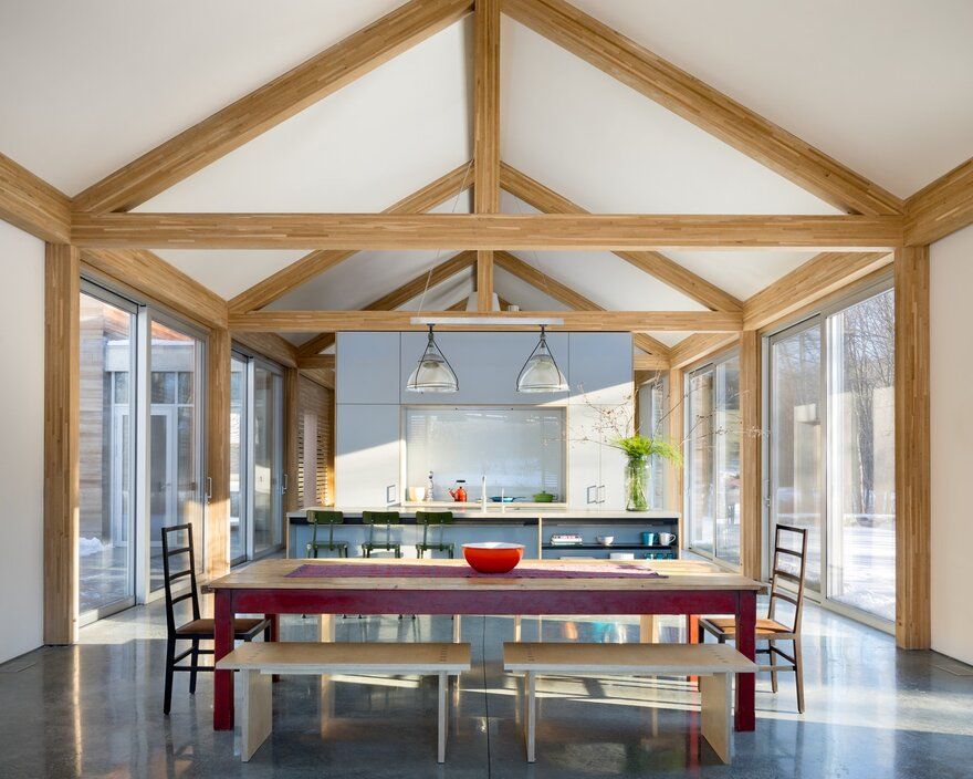 dining room / Lake Flato Architects