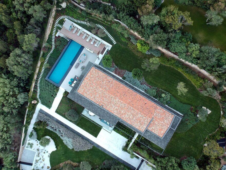 Villa Emma – Summer Retreat by Mario Mazzer Architects